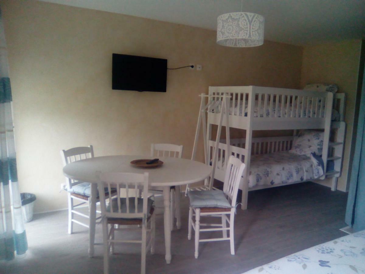 Chambre D'Hotes - Le Safran Du Val D'Or Anneyron Екстериор снимка